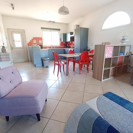 Sous Les Pins Gites Et Chambres D'Hotes La Londe-les-Maures Exteriör bild