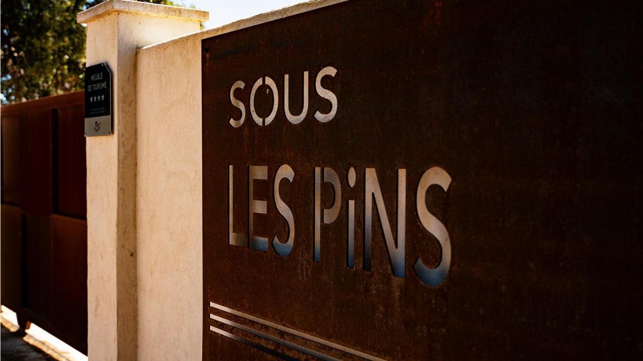 Sous Les Pins Gites Et Chambres D'Hotes La Londe-les-Maures Exteriör bild