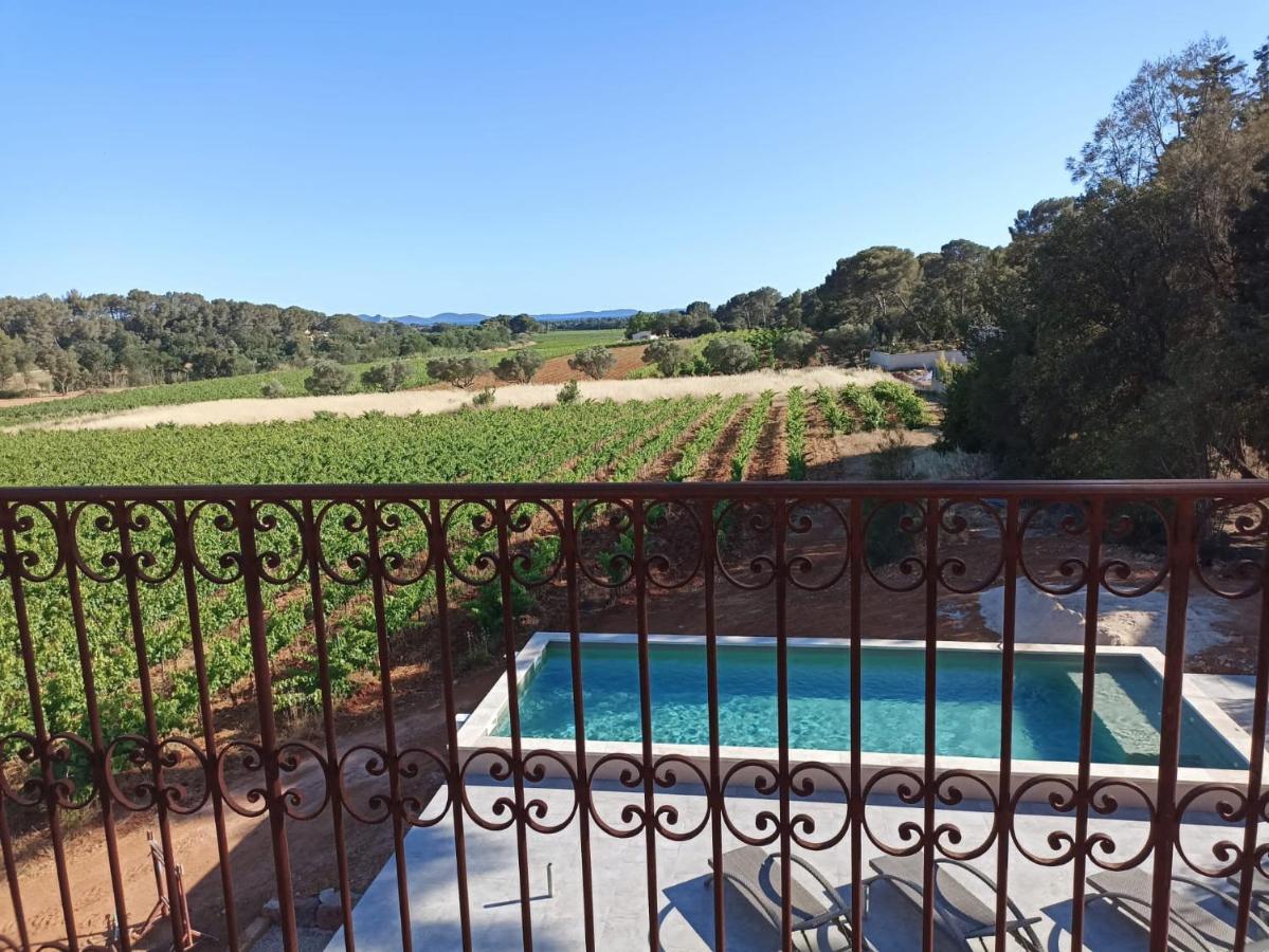Sous Les Pins Gites Et Chambres D'Hotes La Londe-les-Maures Exteriör bild
