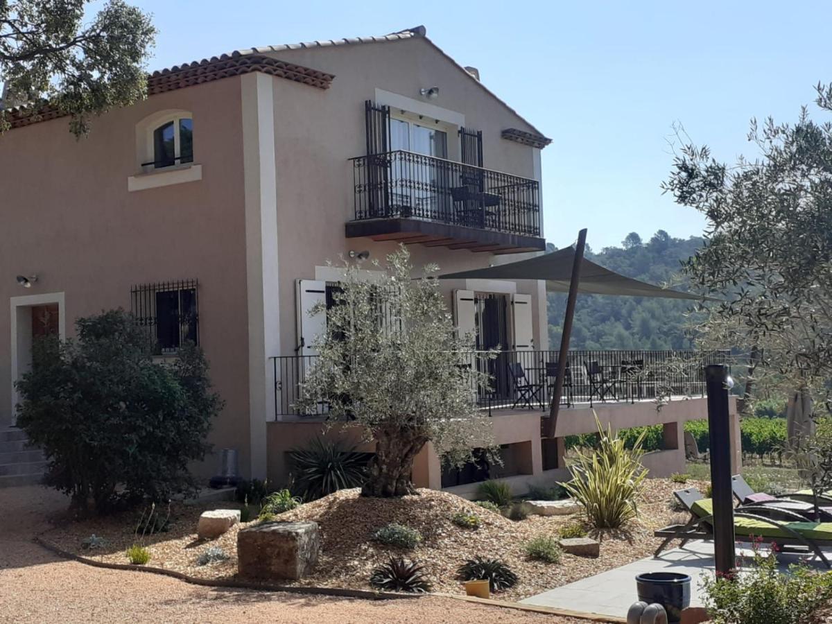 Sous Les Pins Gites Et Chambres D'Hotes La Londe-les-Maures Exteriör bild