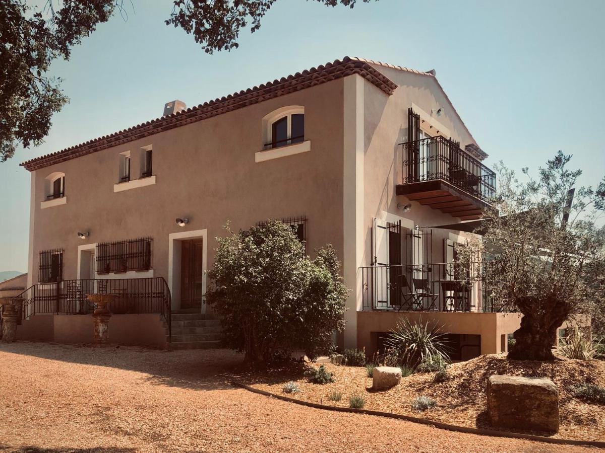 Sous Les Pins Gites Et Chambres D'Hotes La Londe-les-Maures Exteriör bild