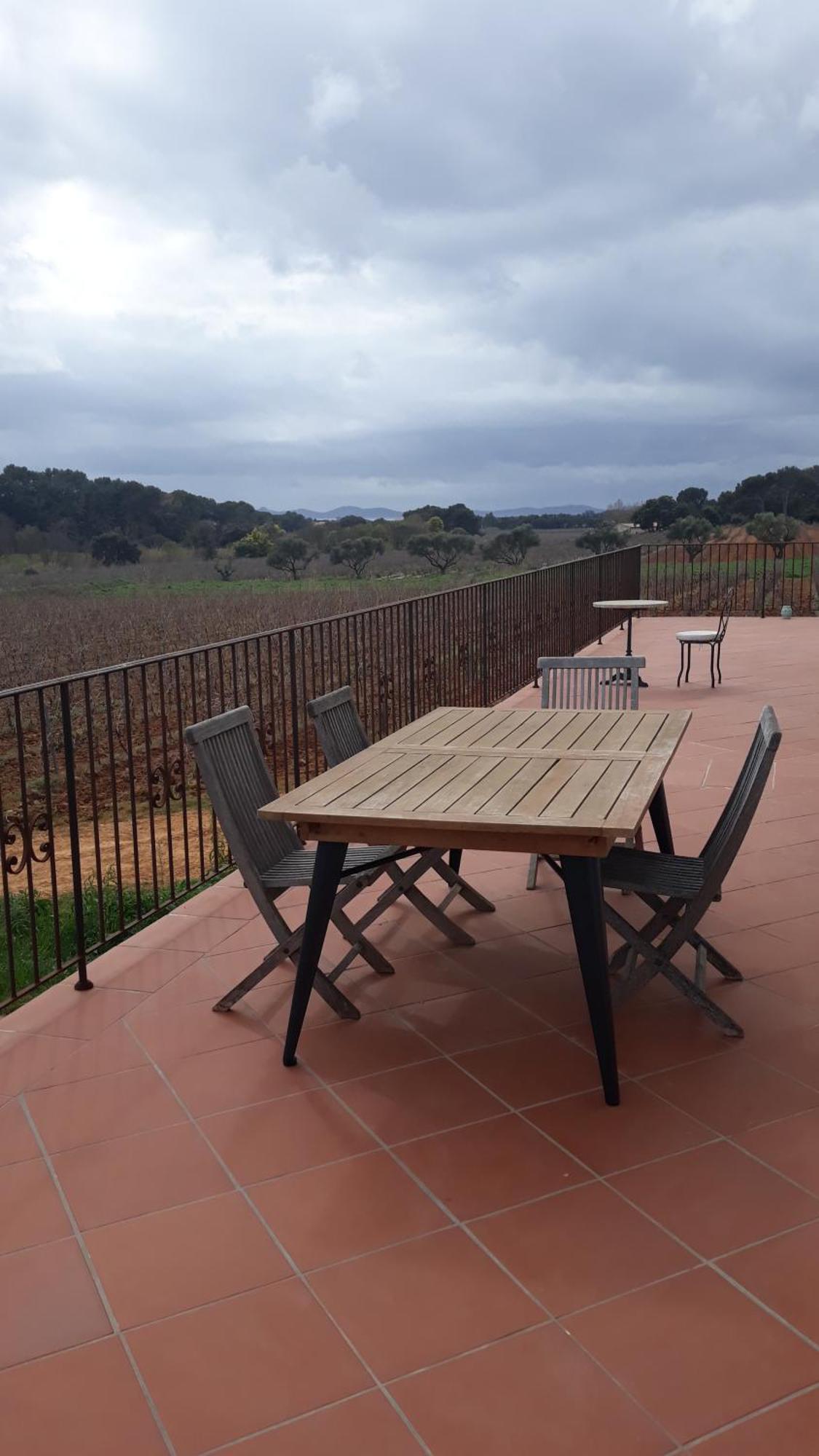 Sous Les Pins Gites Et Chambres D'Hotes La Londe-les-Maures Exteriör bild