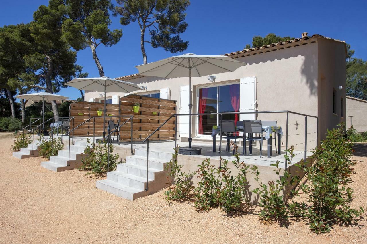 Sous Les Pins Gites Et Chambres D'Hotes La Londe-les-Maures Exteriör bild