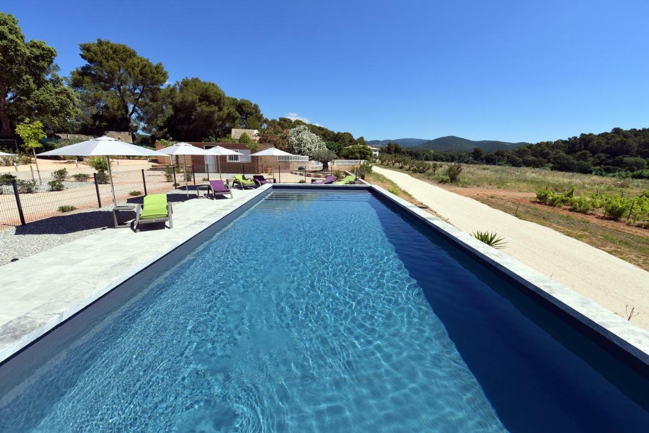 Sous Les Pins Gites Et Chambres D'Hotes La Londe-les-Maures Exteriör bild